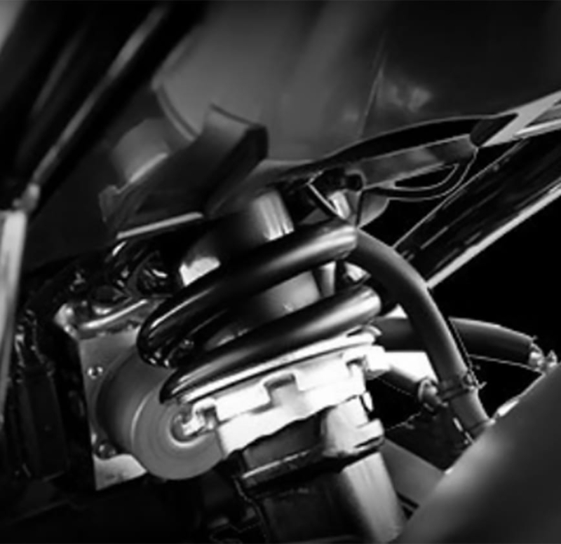 ヤマハ FZ25 ABSの調節可能なモノクロスサスペンション