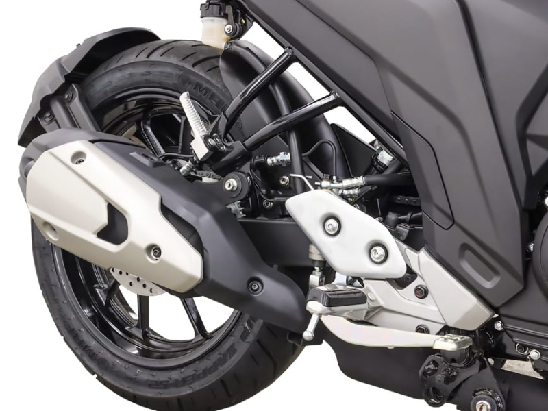 ヤマハ FZ25 ABS 画像4